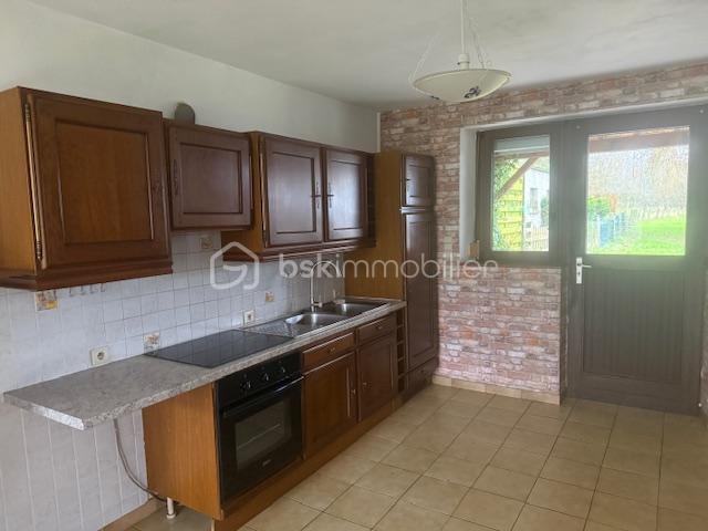 Demeure - 104 m² - 5 pièces