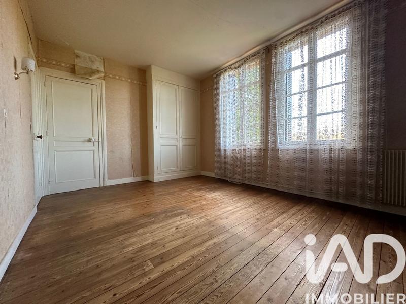 Maison - 186 m² - 8 pièces