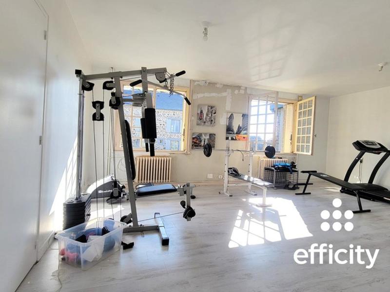 Maison - 186 m² - 8 pièces