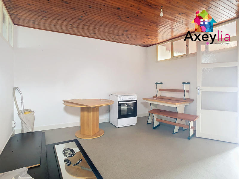 Maison de village - 220 m² - 8 pièces