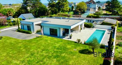 Maison - 185 m² - 6 pièces