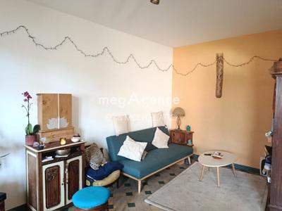 Maison de village - 255 m² - 8 pièces