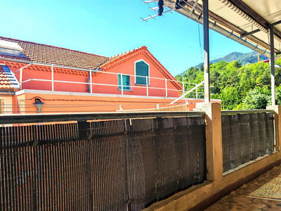 Appartement - 86 m² - 4 pièces