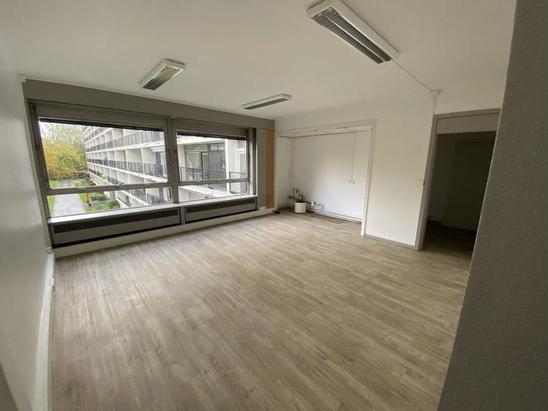Bureau - 390 m²