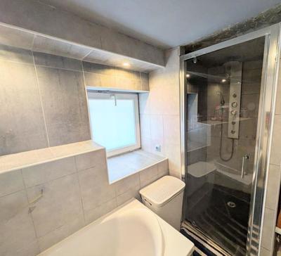 Maison de village - 90 m² - 5 pièces