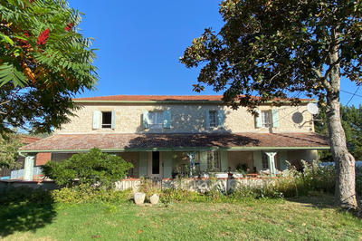 Maison - 186 m² - 3 pièces