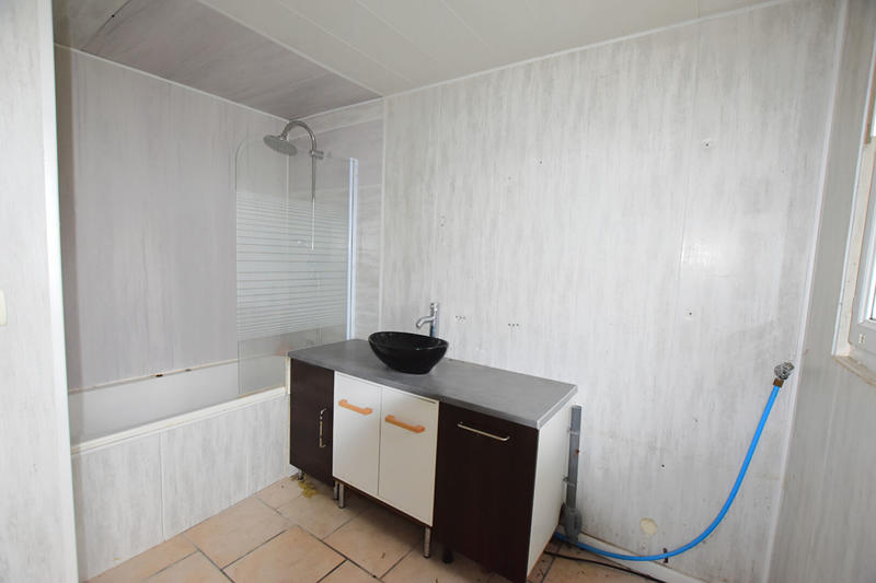 Maison - 75 m² - 5 pièces