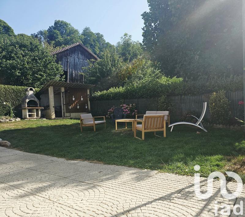 Maison - 166 m² - 8 pièces