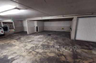 Parking / Garage - 15 m²