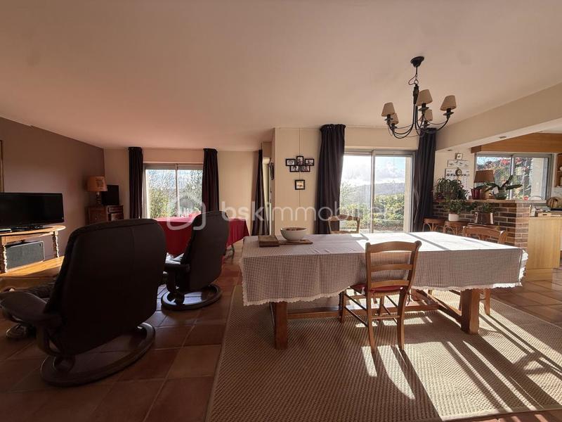 Maison - 120 m² - 4 pièces