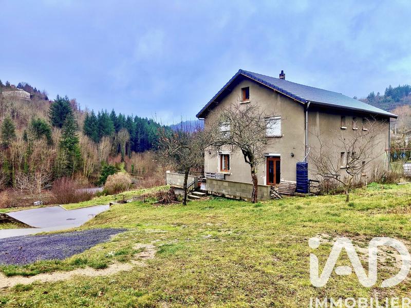 Maison - 231 m² - 11 pièces