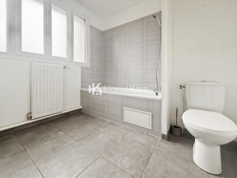 Maison - 80 m² - 3 pièces