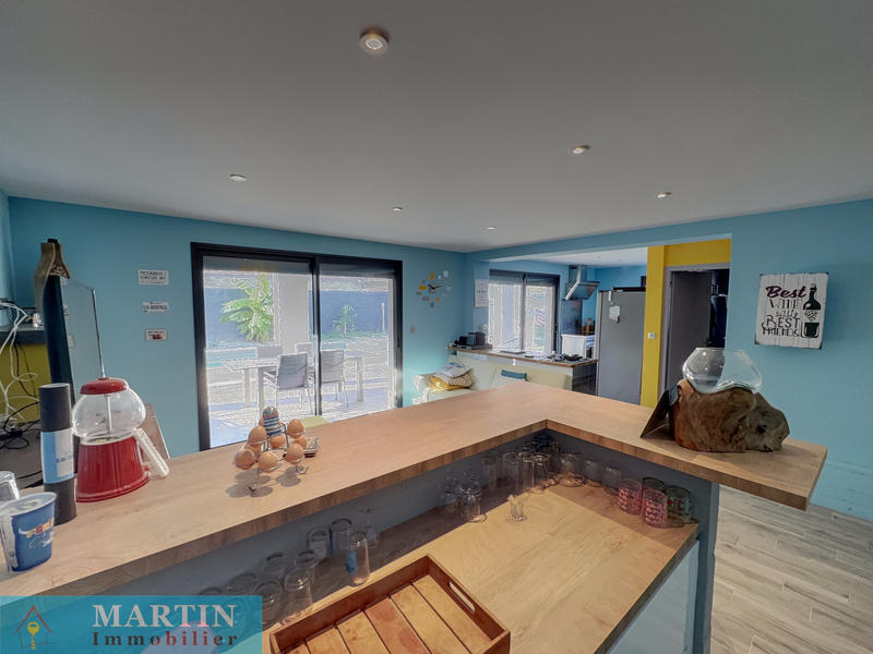 Villa - 151 m² - 6 pièces