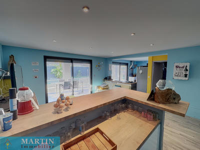 Villa - 151 m² - 6 pièces