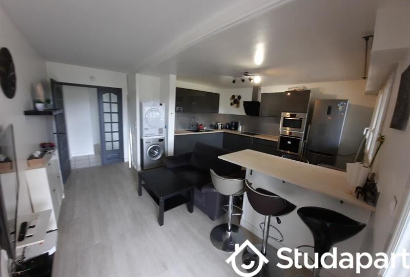 Chambre - 11 m² - 1 pièce