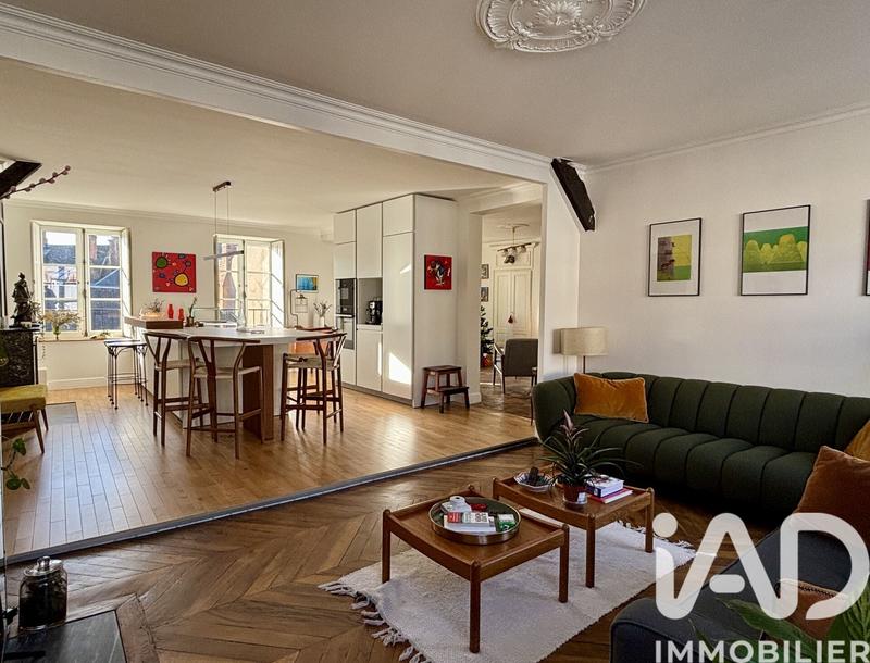 Appartement - 125 m² - 5 pièces