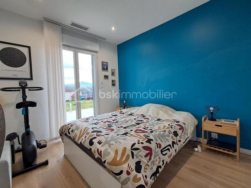 Maison - 95 m² - 4 pièces