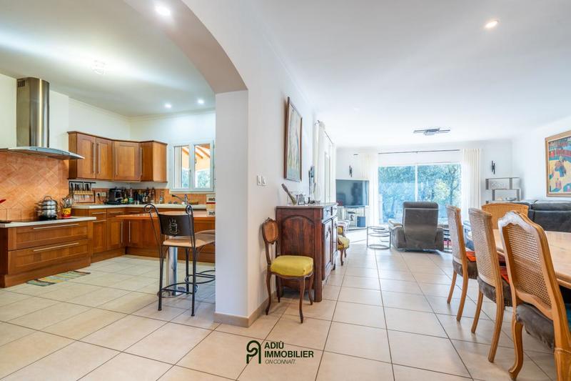 Villa - 170 m² - 5 pièces