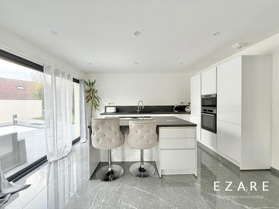 Maison - 141 m² - 6 pièces