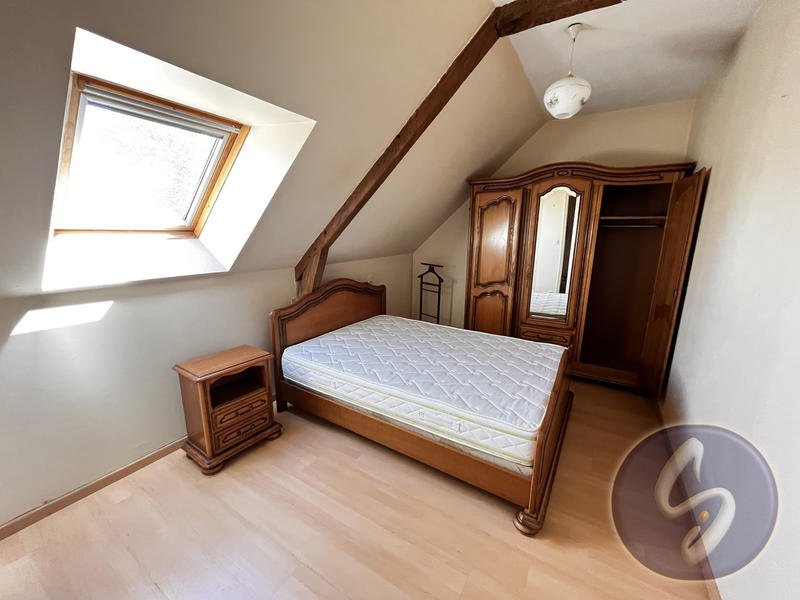 Maison traditionnelle - 82 m² - 4 pièces