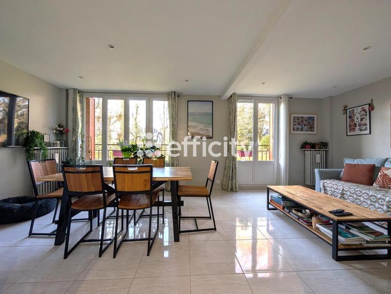 Appartement - 70 m² - 3 pièces