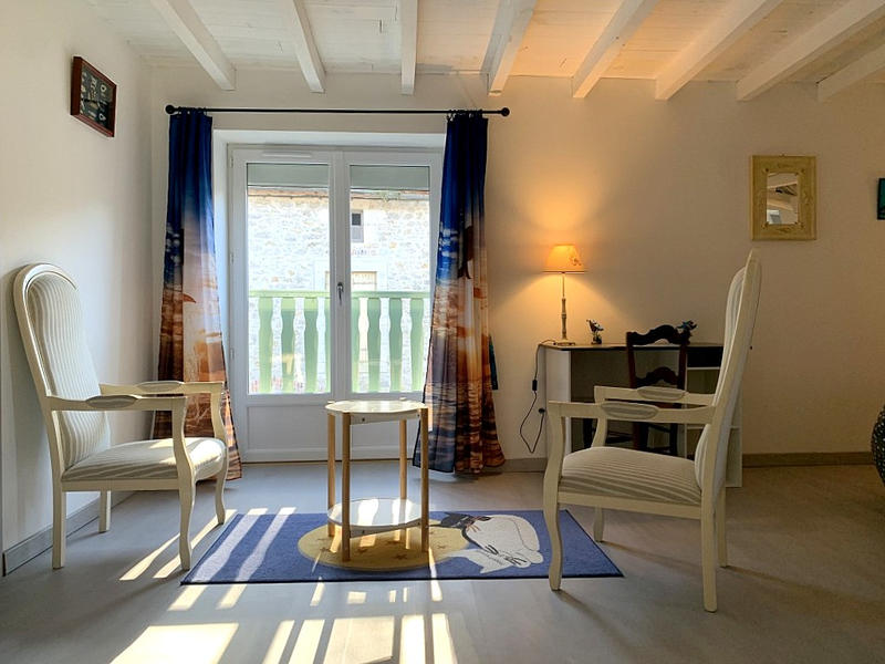 Maison - 455 m² - 10 pièces