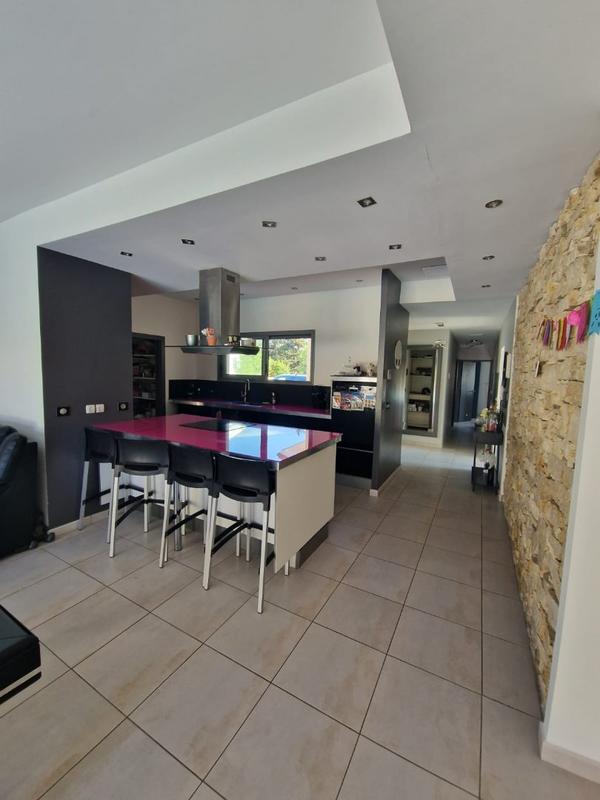 Villa - 160 m² - 6 pièces