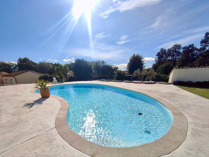 Maison - 183 m² - 6 pièces