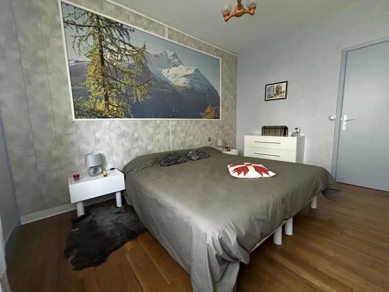 Maison - 158 m² - 9 pièces