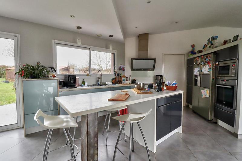 Maison - 167 m² - 5 pièces