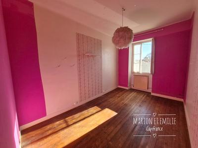 Maison - 130 m² - 8 pièces