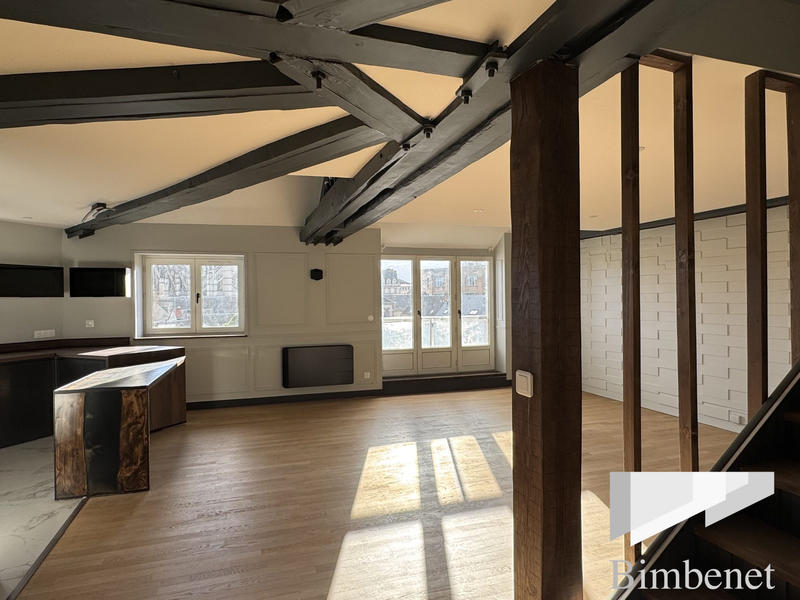 Duplex - 115 m² - 6 pièces