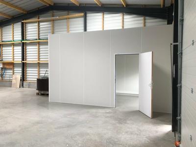 Local d'activité / Entrepôt - 150 m²