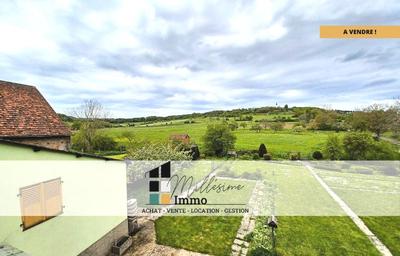 Maison - 152 m² - 8 pièces