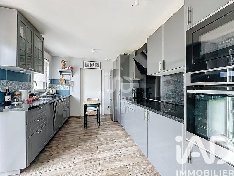 Maison - 98 m² - 5 pièces