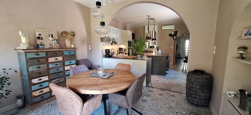 Maison de village - 130 m² - 7 pièces