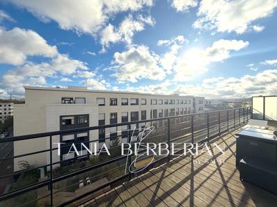 Appartement - 113 m² - 5 pièces