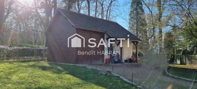 Maison - 180 m² - 8 pièces