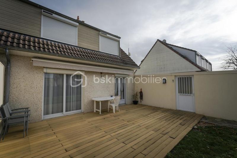 Maison de ville - 82 m² - 4 pièces