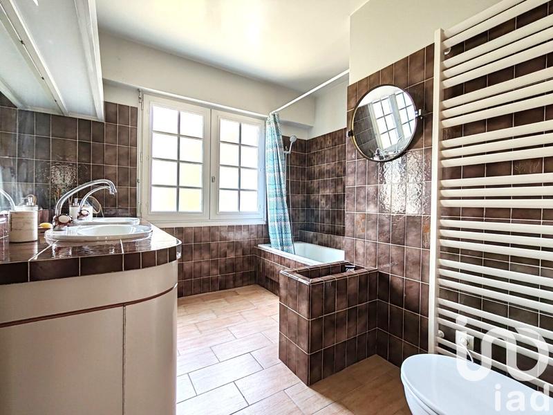 Maison - 102 m² - 5 pièces