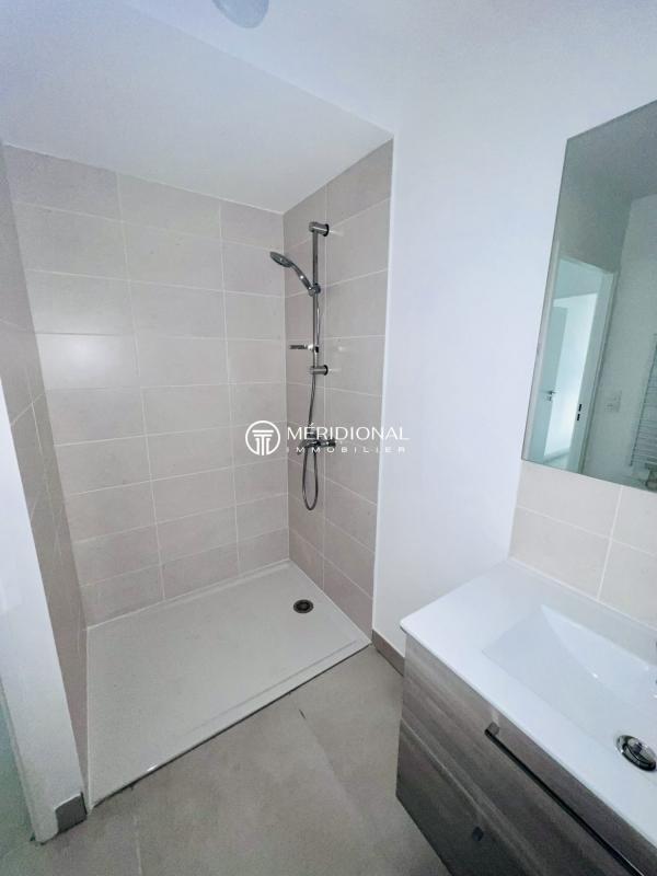 Appartement - 82 m² - 3 pièces