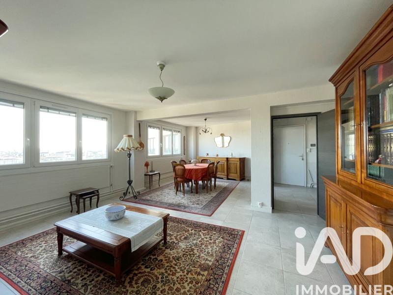 Appartement - 112 m² - 5 pièces