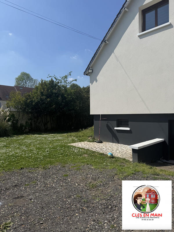 Maison traditionnelle - 105 m² - 6 pièces