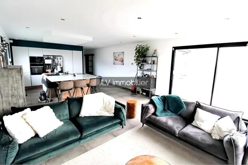 Maison - 133 m² - 6 pièces