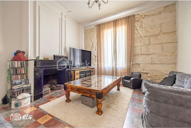 Maison de maîtres - 240 m² - 7 pièces