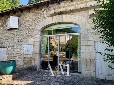 Maison - 115 m² - 6 pièces