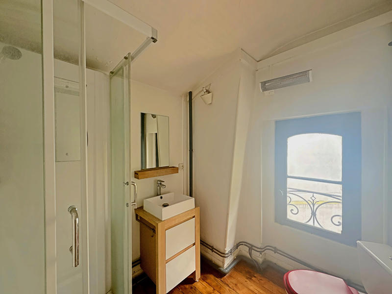 Appartement - 100 m² - 4 pièces