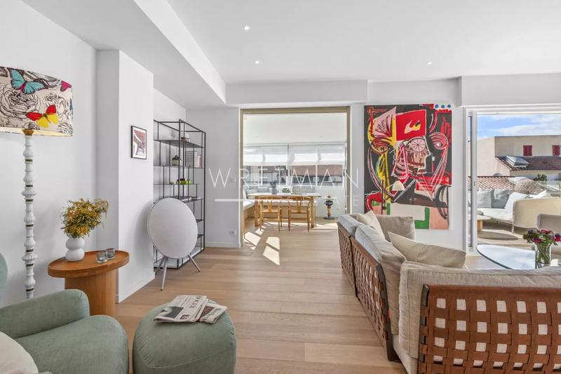 Appartement - 75 m² - 3 pièces