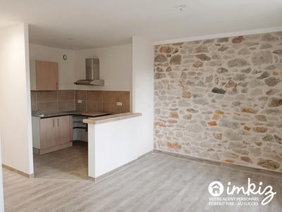 Maison - 370 m² - 10 pièces