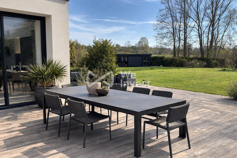 Maison contemporaine - 170 m² - 8 pièces